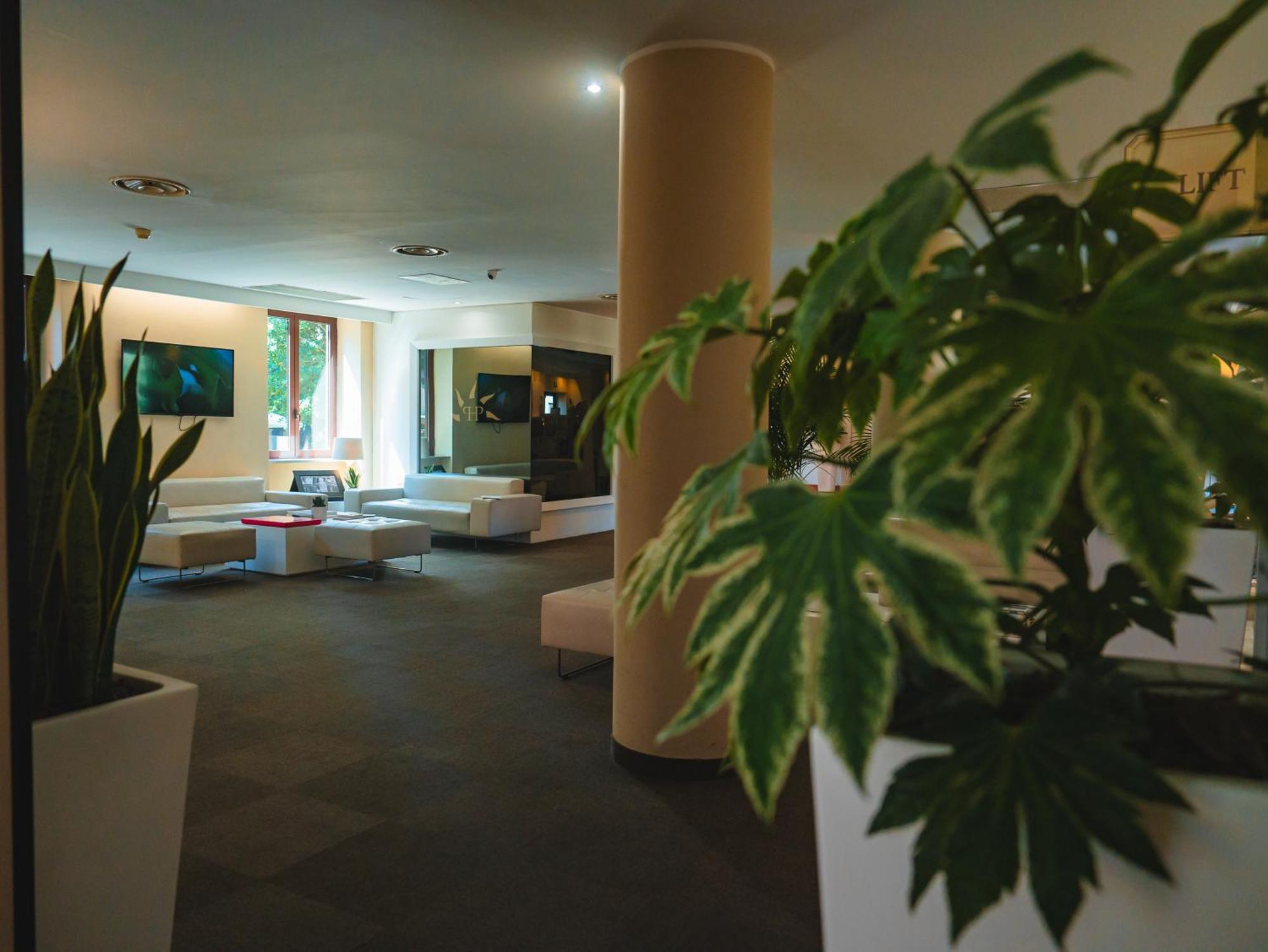Hotel Area Rom