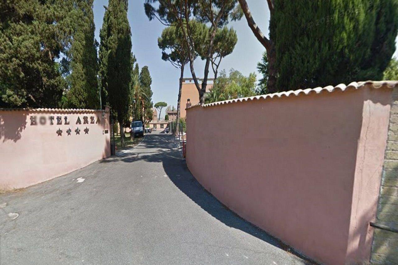 Hotel Area 4*